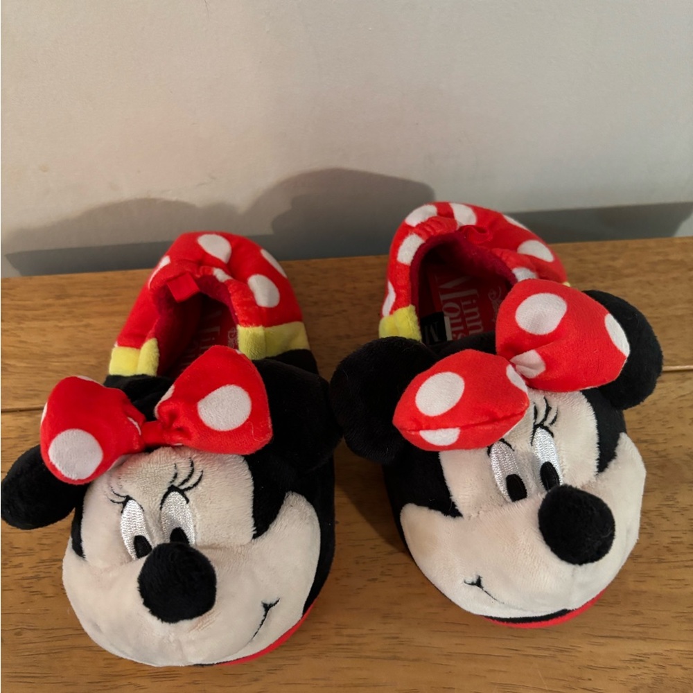 Disney Minnie Mouse Plush Toddler Slippers Size 9/10